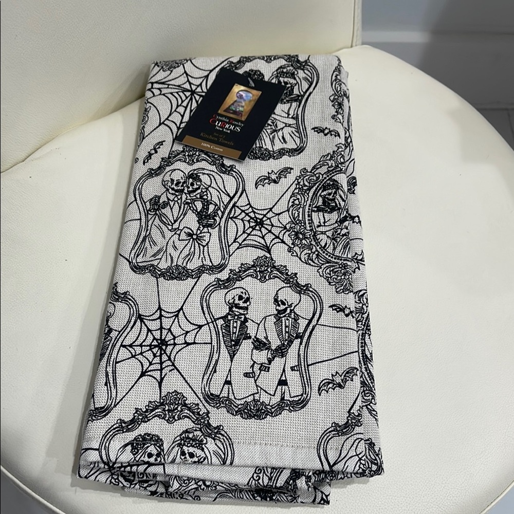Cynthia Rowley Halloween "Groom & Groom" "Bride & Groom" Skeleton Kitchen Towels